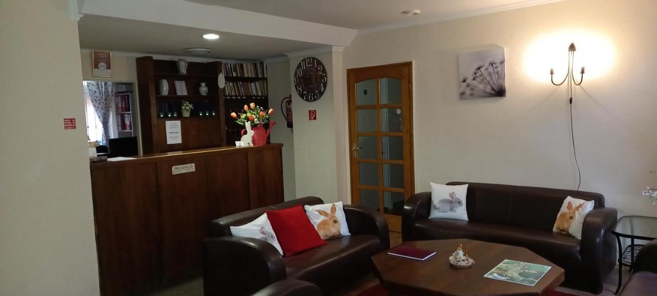 Hotel Sikfokut Noszvaj Dış mekan fotoğraf