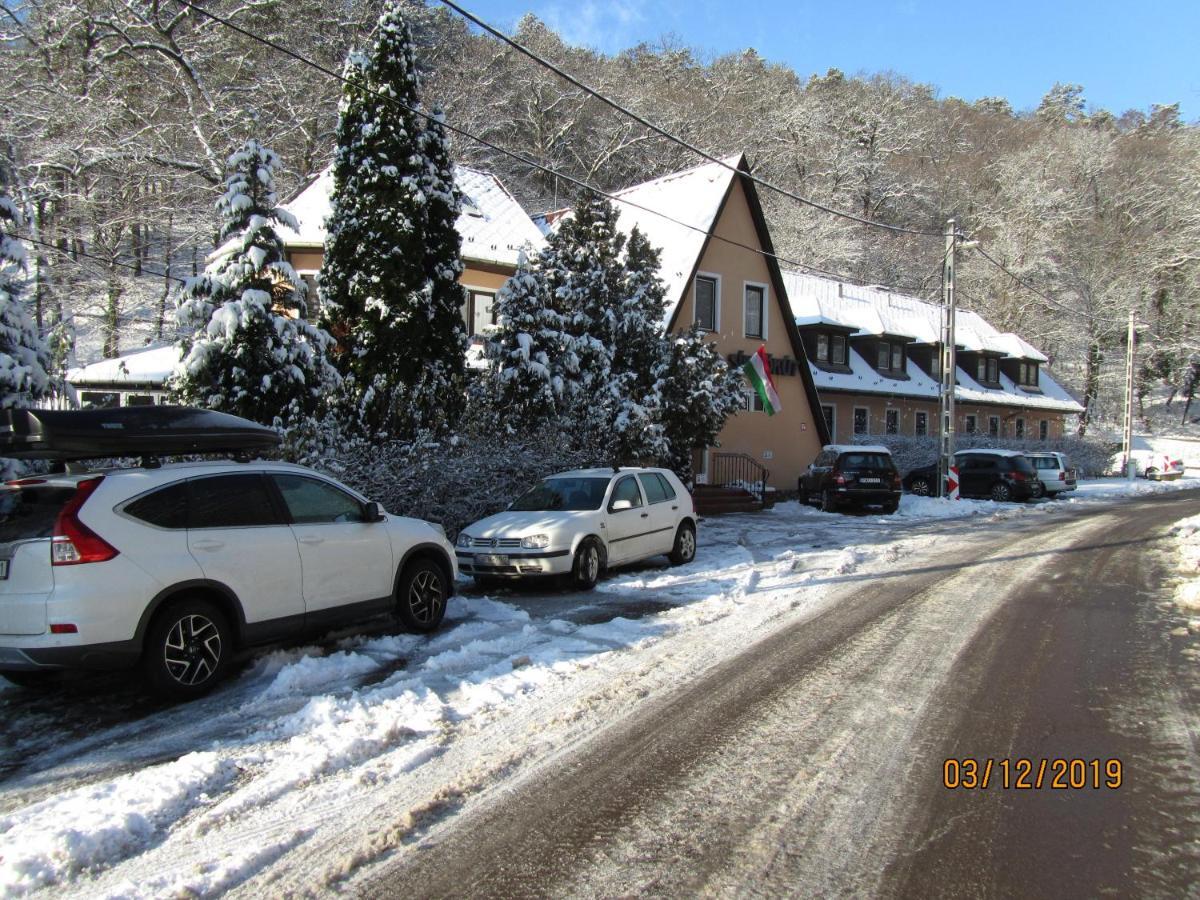 Hotel Sikfokut Noszvaj Dış mekan fotoğraf